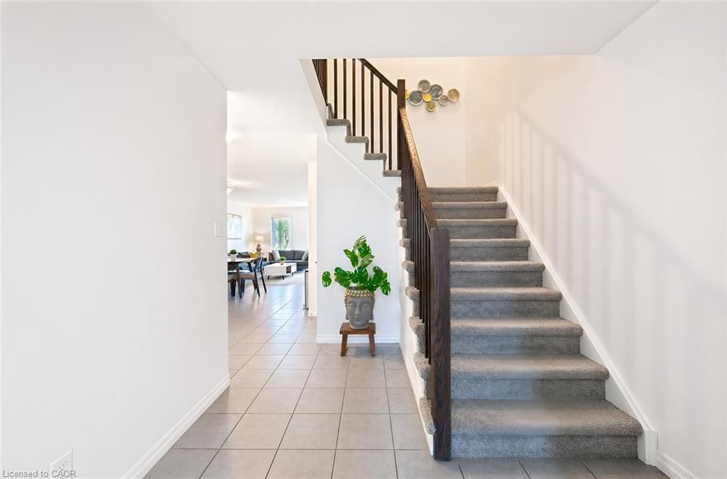 35-135 Hardcastle Drive Property Photo 16
