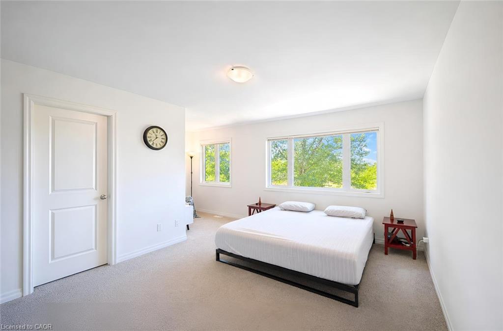 35-135 Hardcastle Drive Property Photo 21