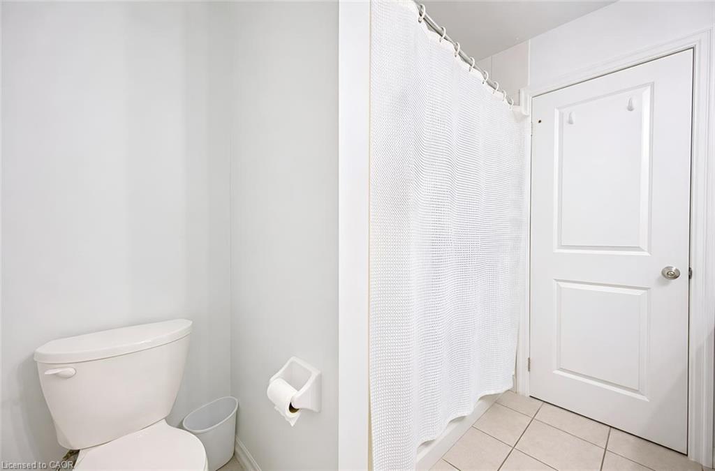 35-135 Hardcastle Drive Property Photo 32