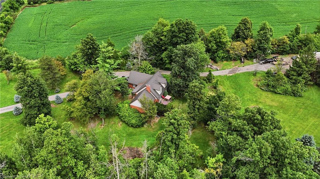 2210 1 Sideroad Property Photo 18