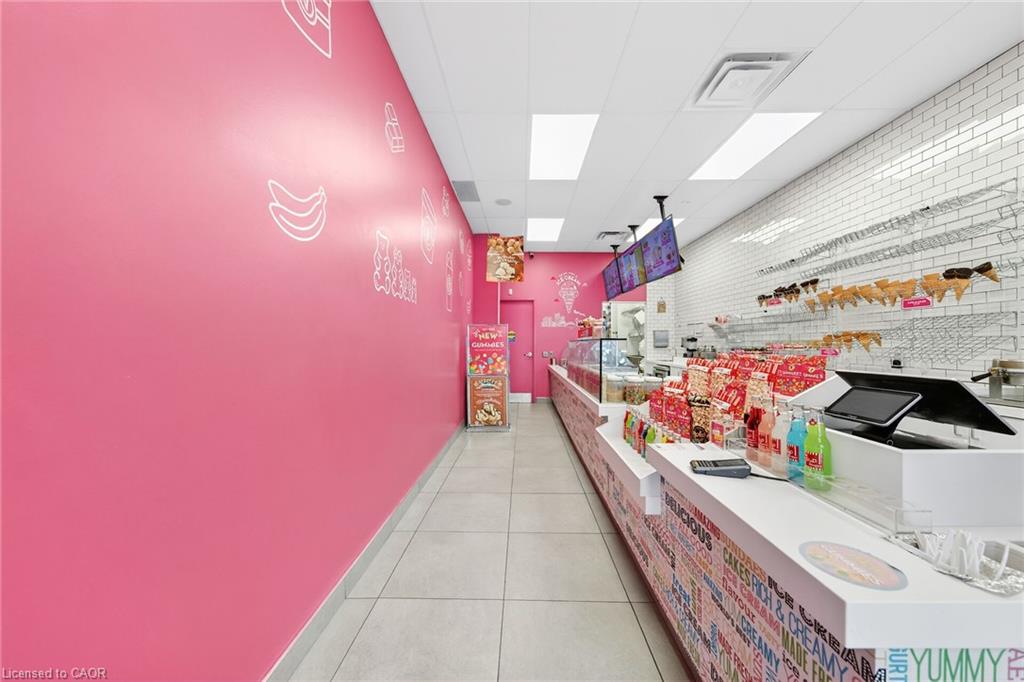 D9-380 Dundas Street E Property Photo 11