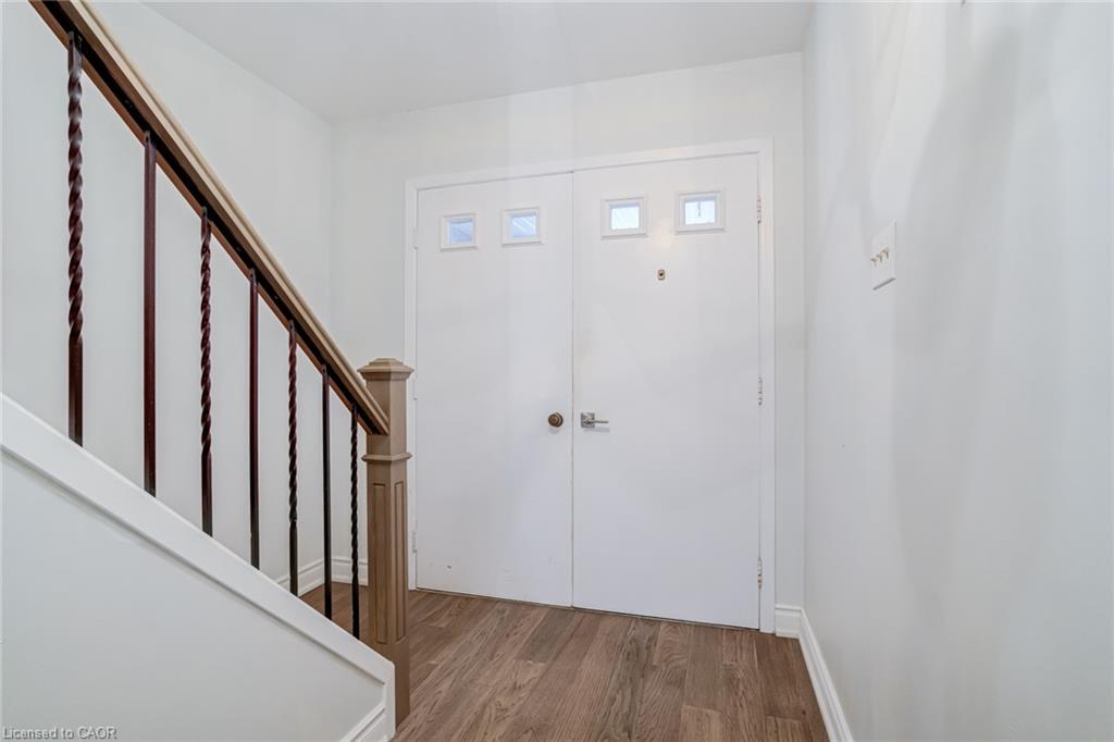 23-5076 New Street Property Photo 4