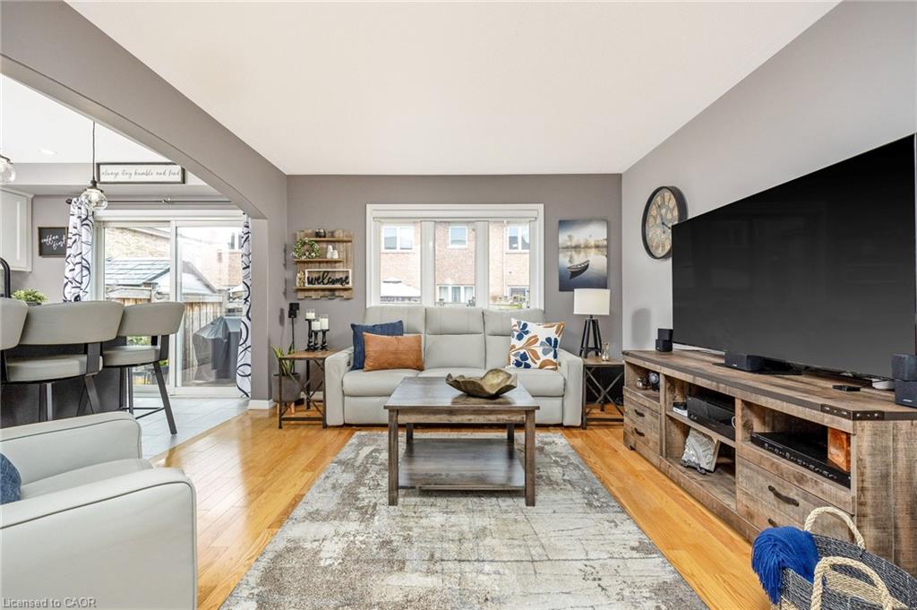 590 Speyer Circle Property Photo 8