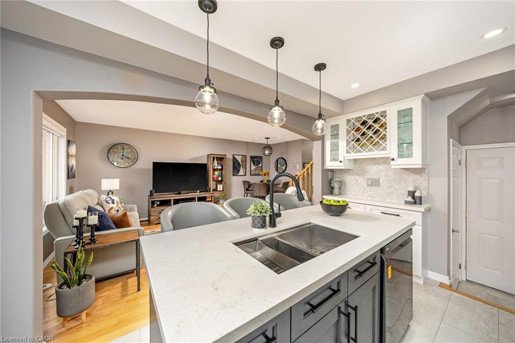 590 Speyer Circle Property Photo 16