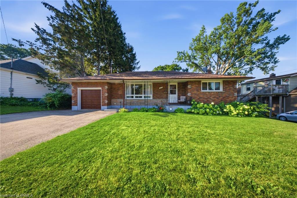 401 Nelson Street Property Photo 3