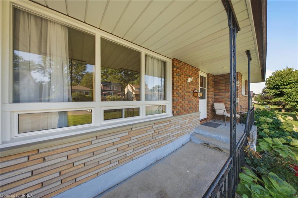 401 Nelson Street Property Photo 4