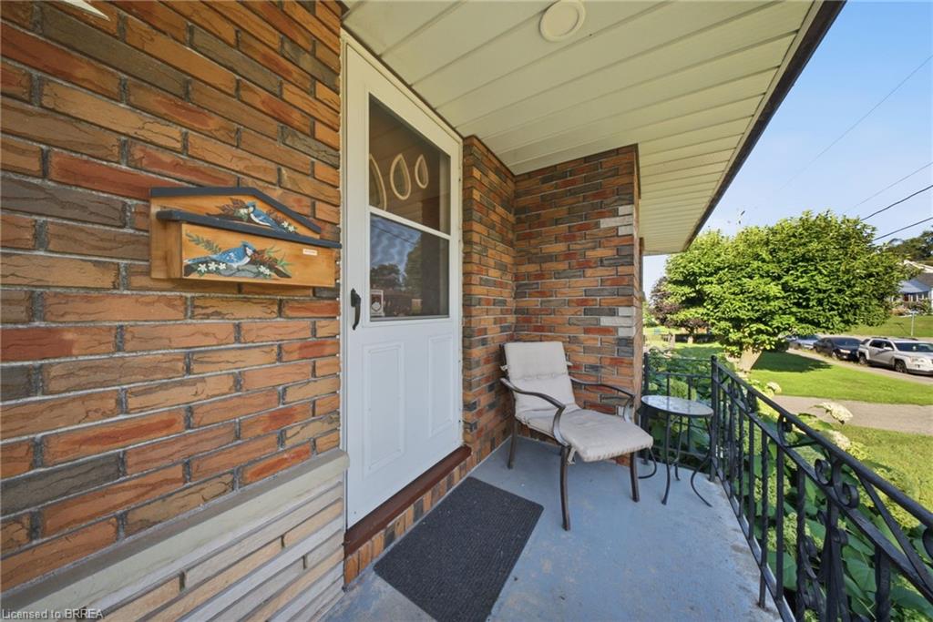 401 Nelson Street Property Photo 6