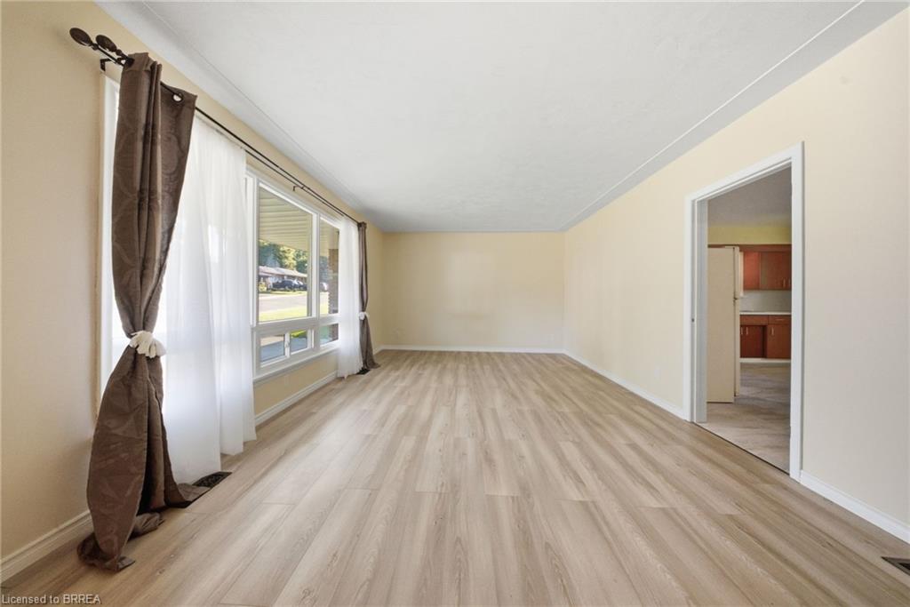 401 Nelson Street Property Photo 8