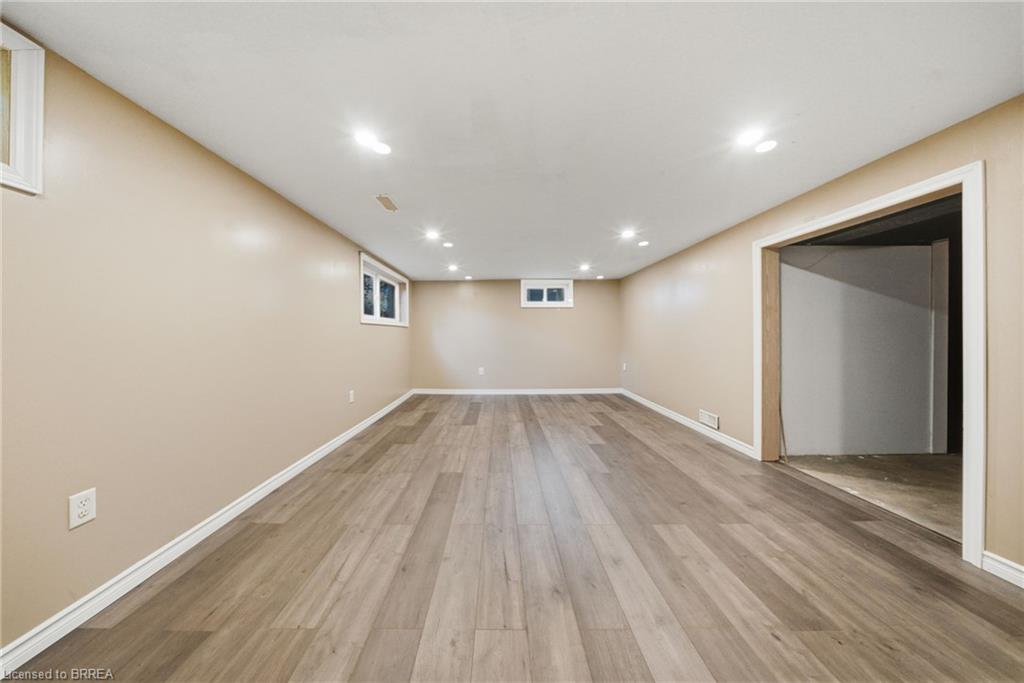 401 Nelson Street Property Photo 24
