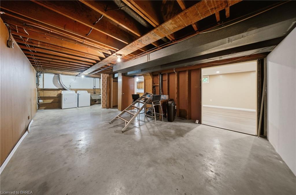 401 Nelson Street Property Photo 29