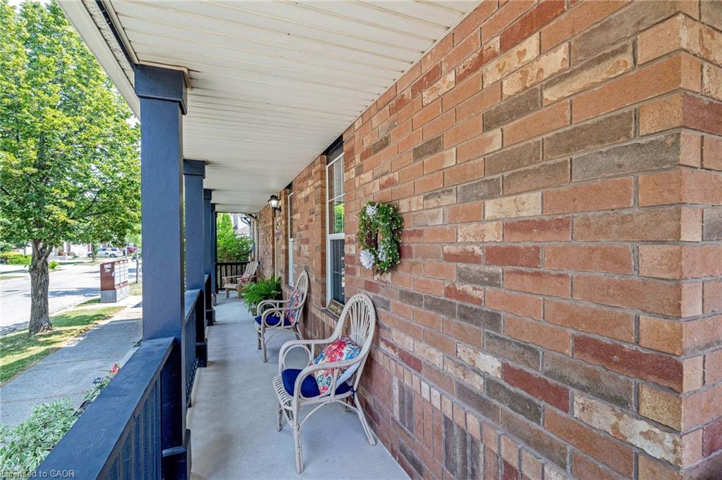 619 Porter Way Property Photo 6