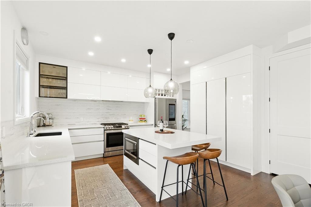 74 Gellert Drive Property Photo 12