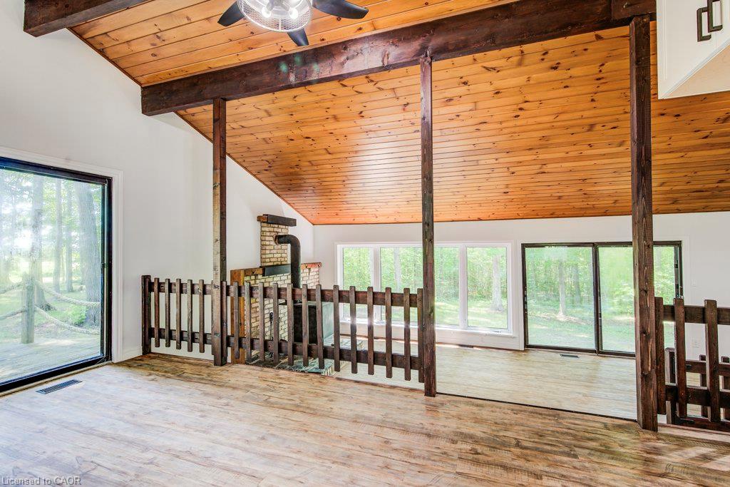 42064 Amberley Road Property Photo 10