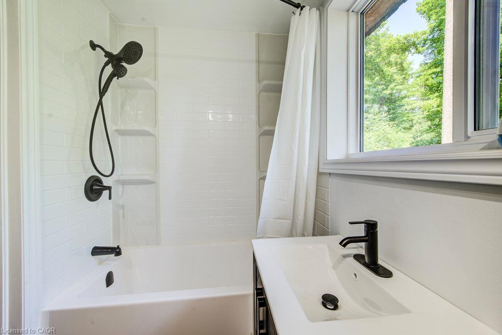 42064 Amberley Road Property Photo 13