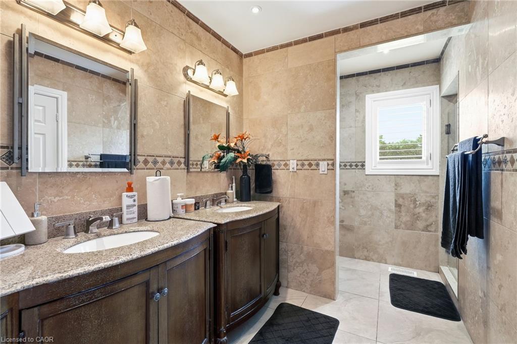 345 Freelton Road Property Photo 19