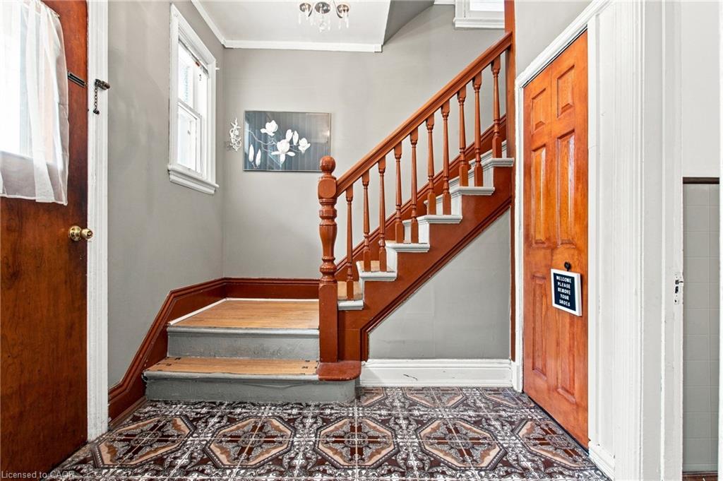 128 Hess Street N Property Photo 14