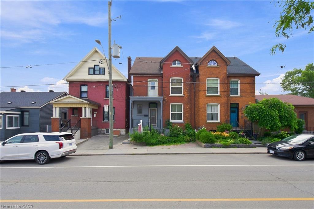 128 Hess Street N Property Photo 43