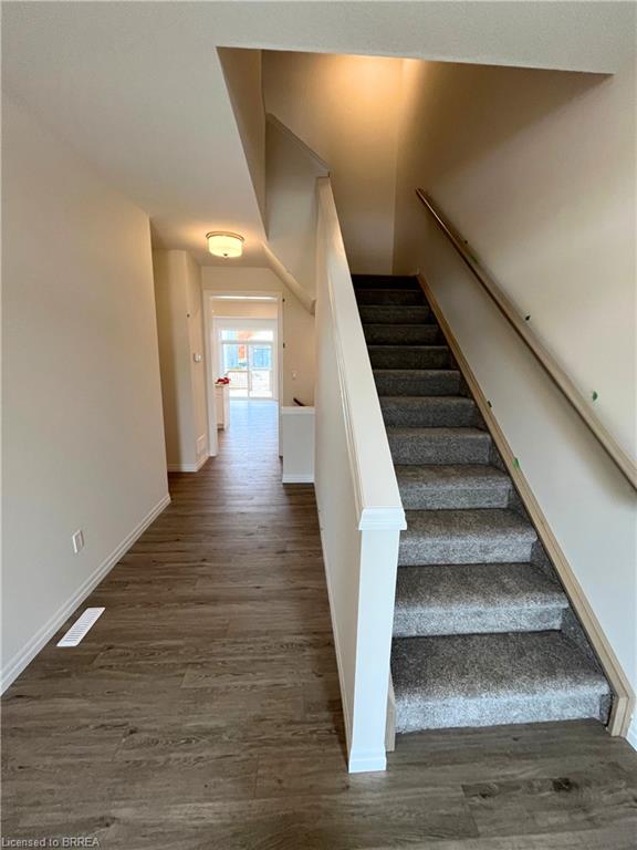 224 Renaissance Drive Property Photo 8
