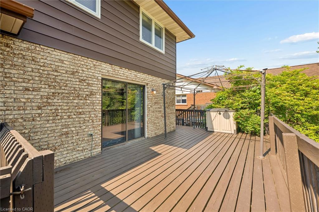 8 Perin Place Property Photo 7