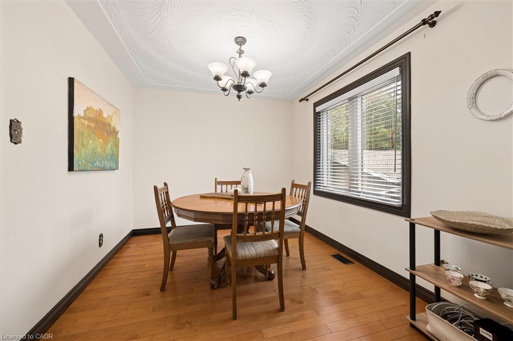 8 Perin Place Property Photo 13
