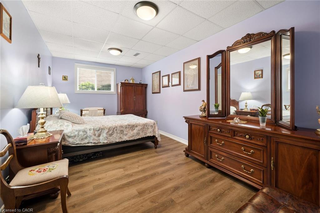 8 Perin Place Property Photo 21