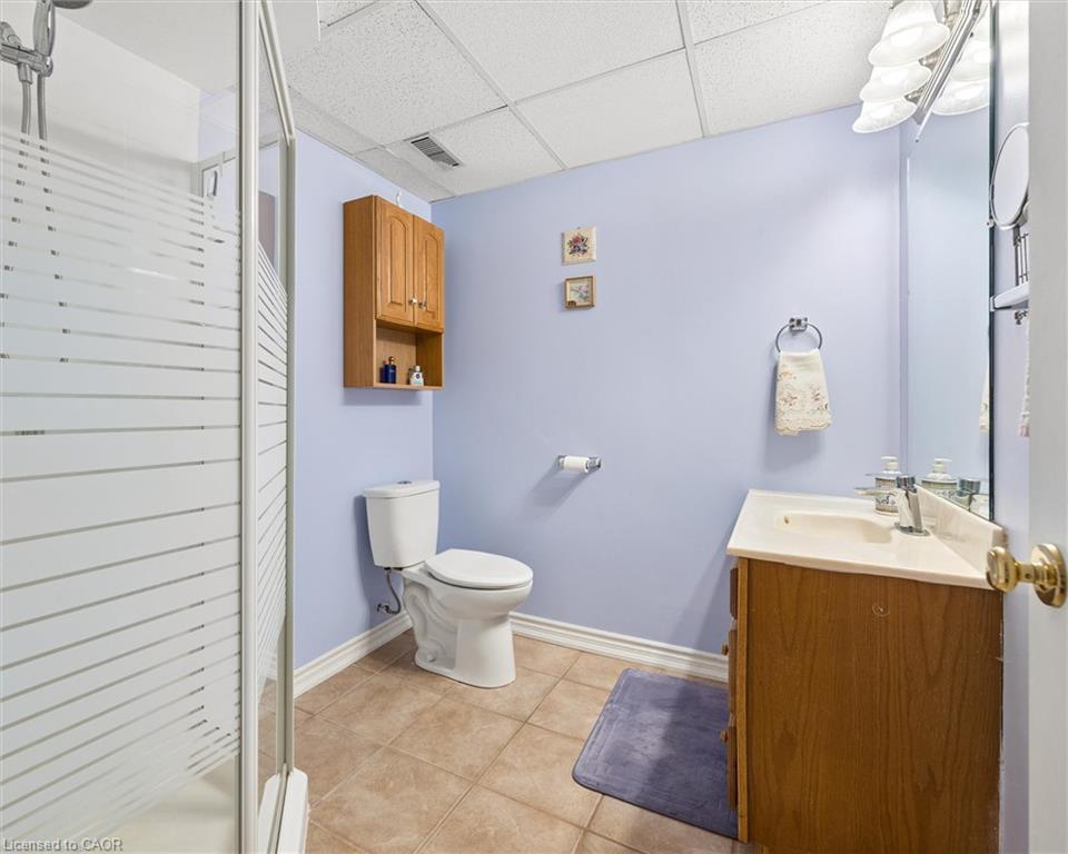 8 Perin Place Property Photo 22