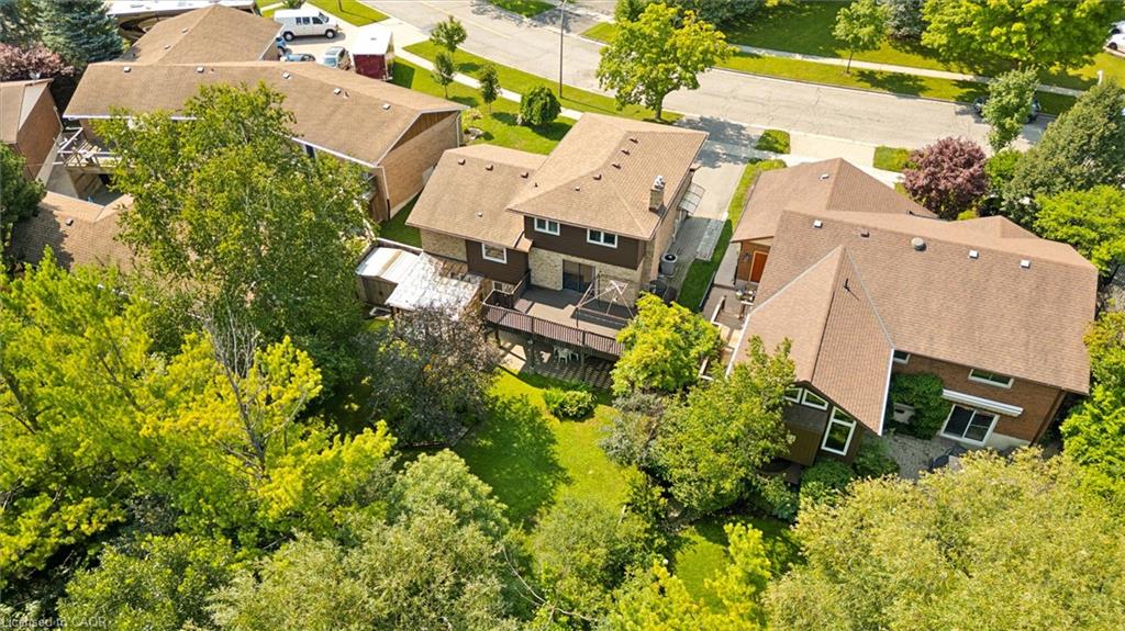 8 Perin Place Property Photo 27