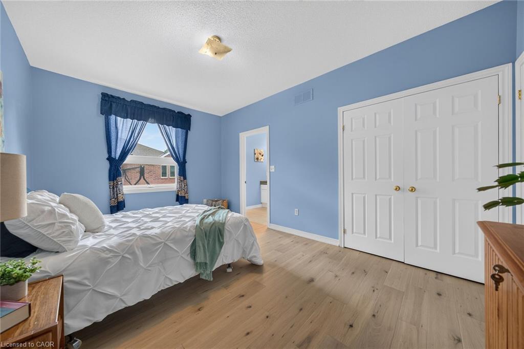 21 Twentyplace Boulevard Property Photo 16