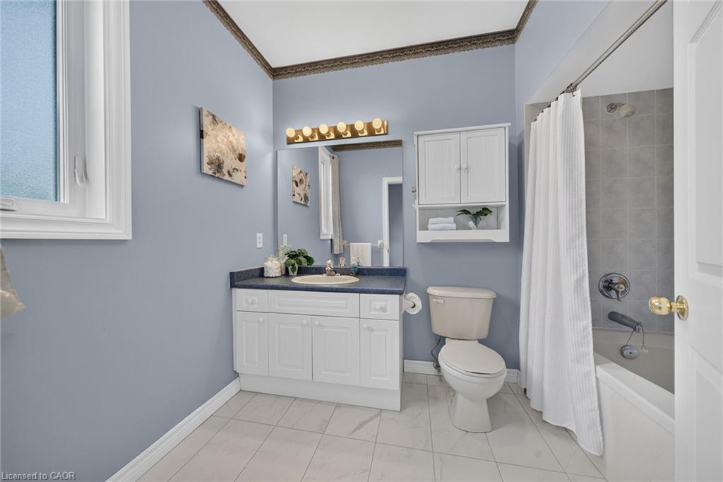 21 Twentyplace Boulevard Property Photo 17