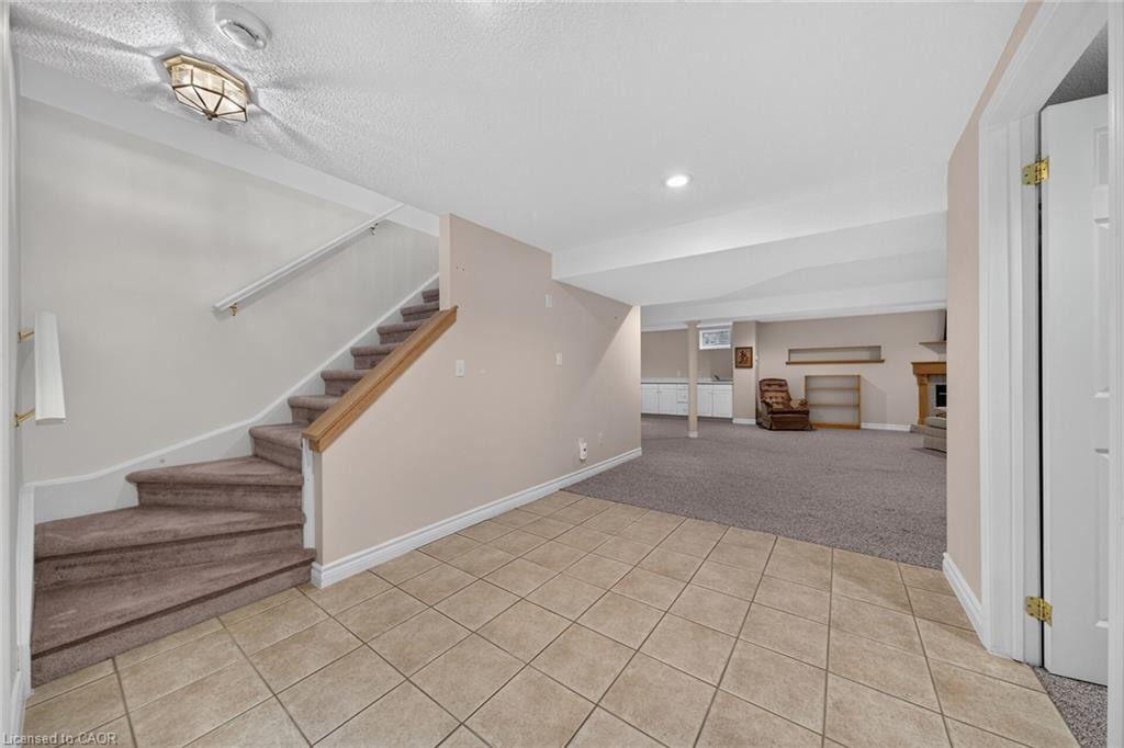 21 Twentyplace Boulevard Property Photo 19