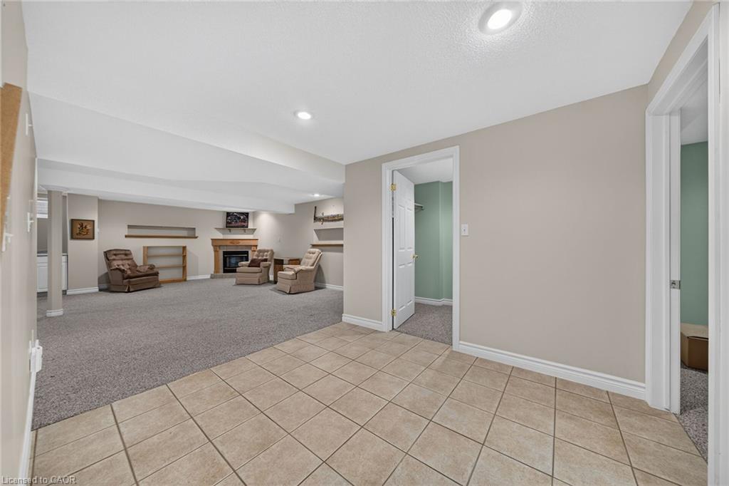 21 Twentyplace Boulevard Property Photo 20