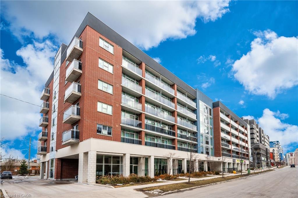 112-308 Lester Street Property Photo 1