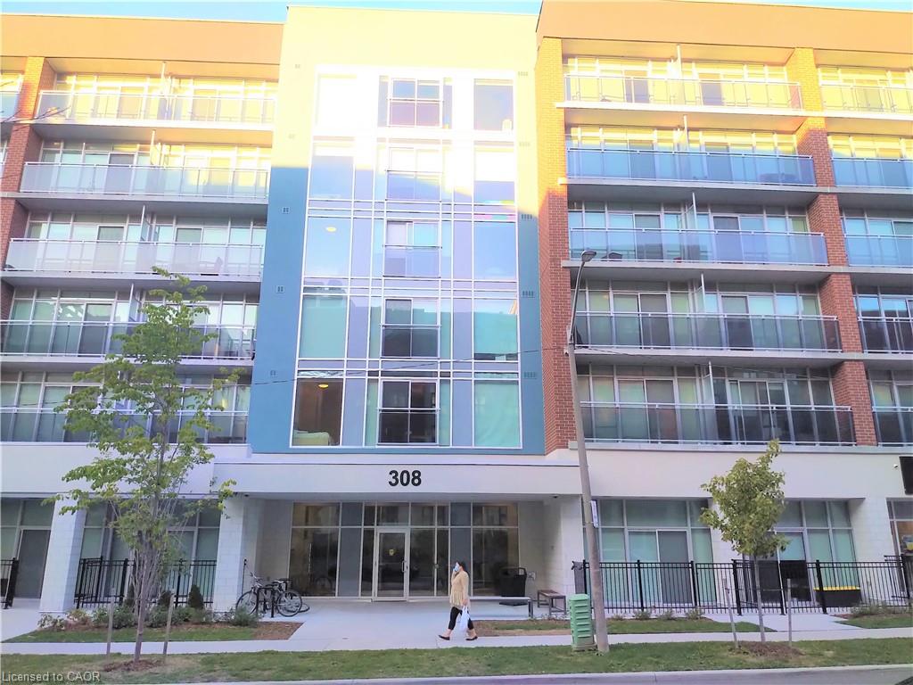 112-308 Lester Street Property Photo 6