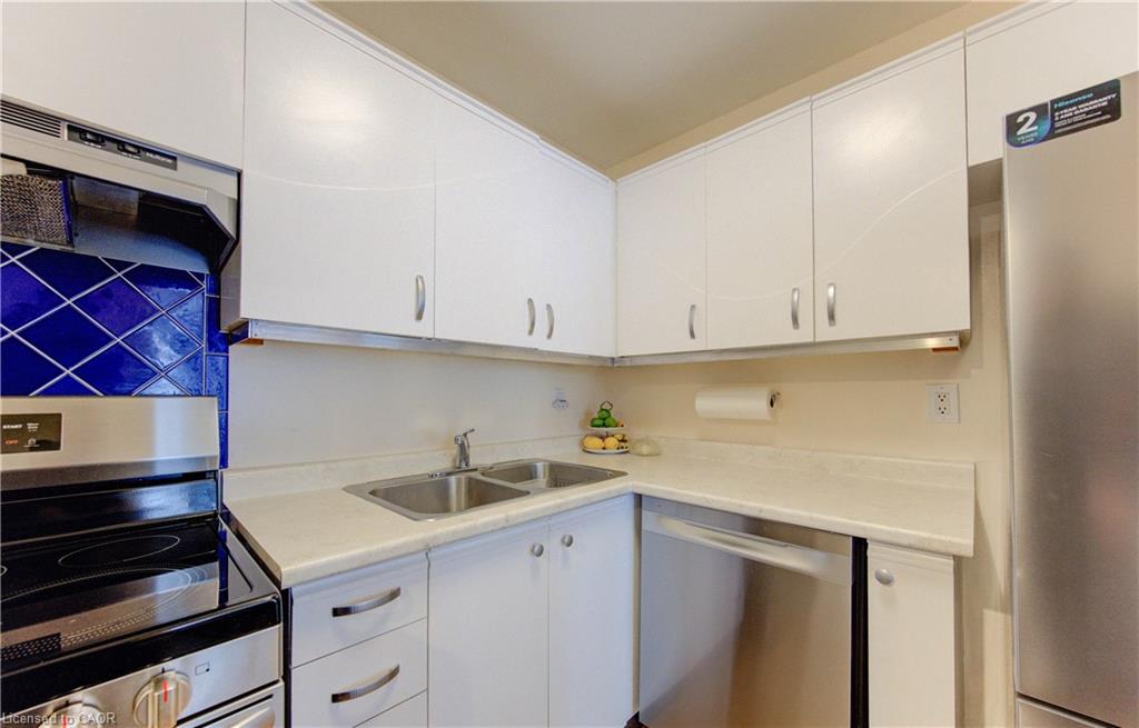 204-65 Highland Crescent Property Photo 11