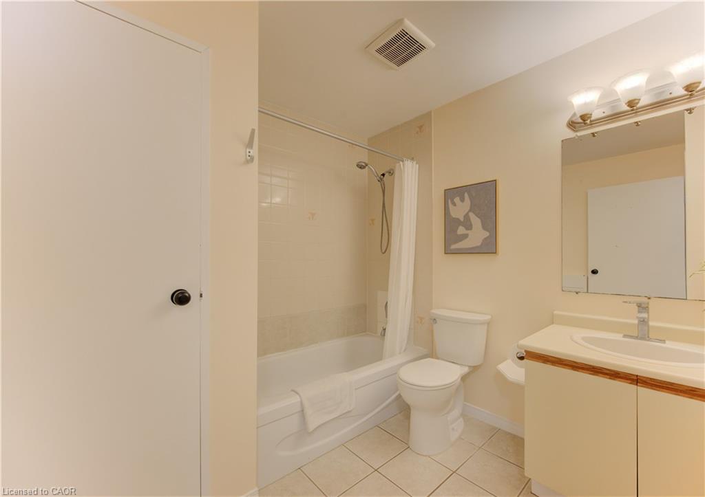 204-65 Highland Crescent Property Photo 14