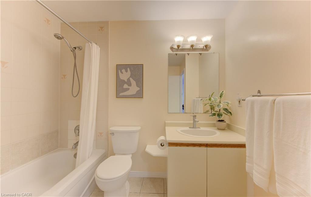 204-65 Highland Crescent Property Photo 15