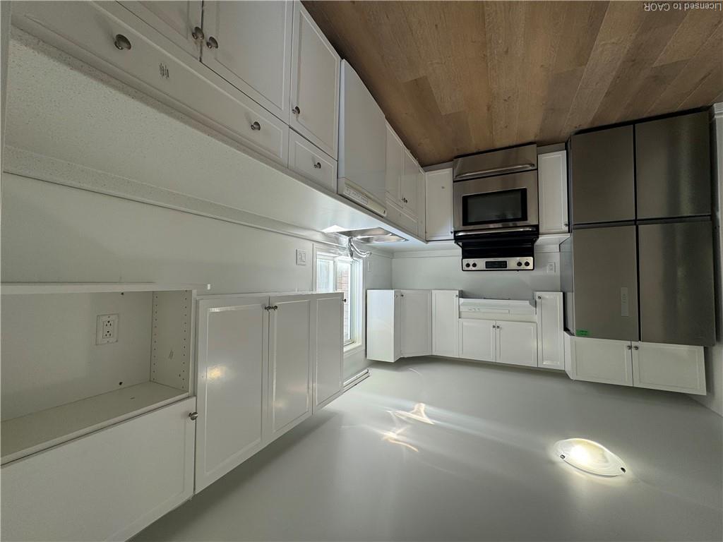 144 Stonyburn Crescent Property Photo 7