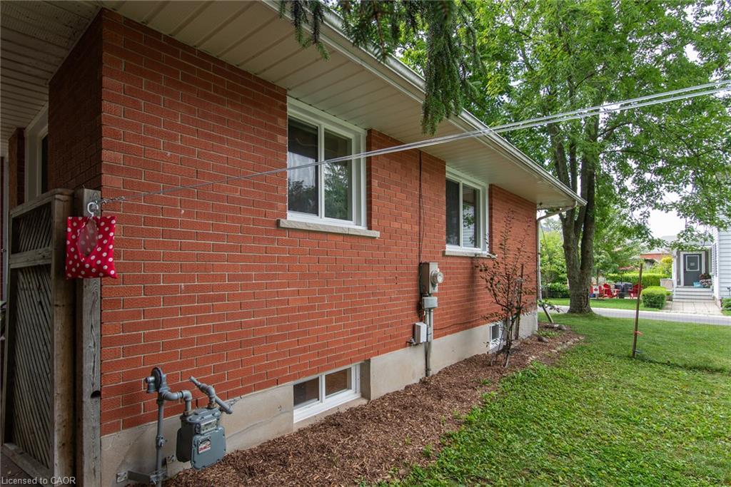 13 Lewis Street Property Photo 15