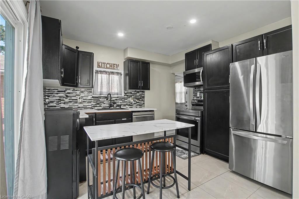 16 Mercer Road Property Photo 10