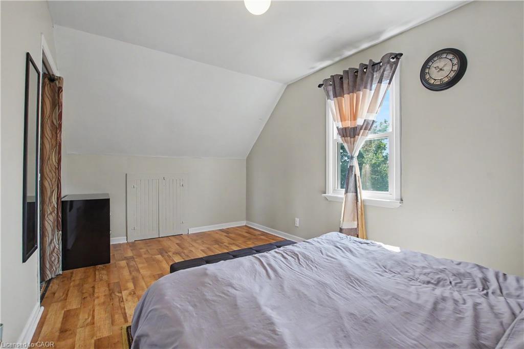16 Mercer Road Property Photo 22
