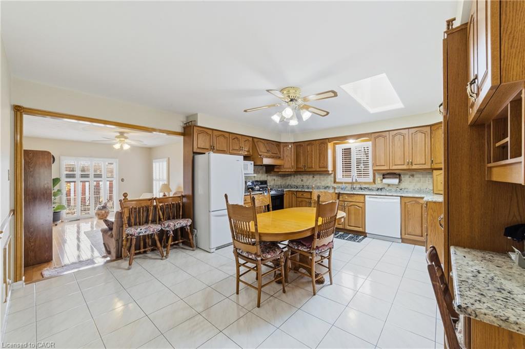 546 Dicenzo Drive Property Photo 12