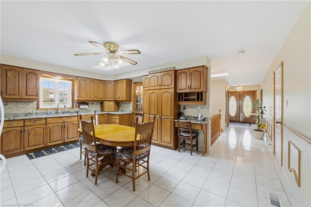 546 Dicenzo Drive Property Photo 13