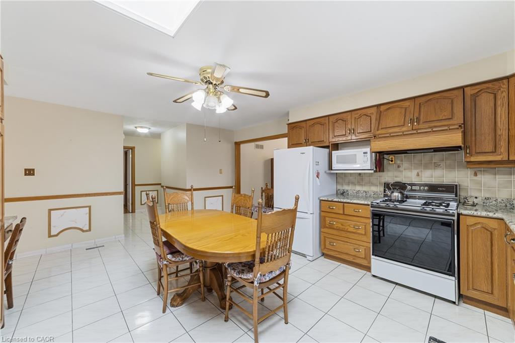 546 Dicenzo Drive Property Photo 15