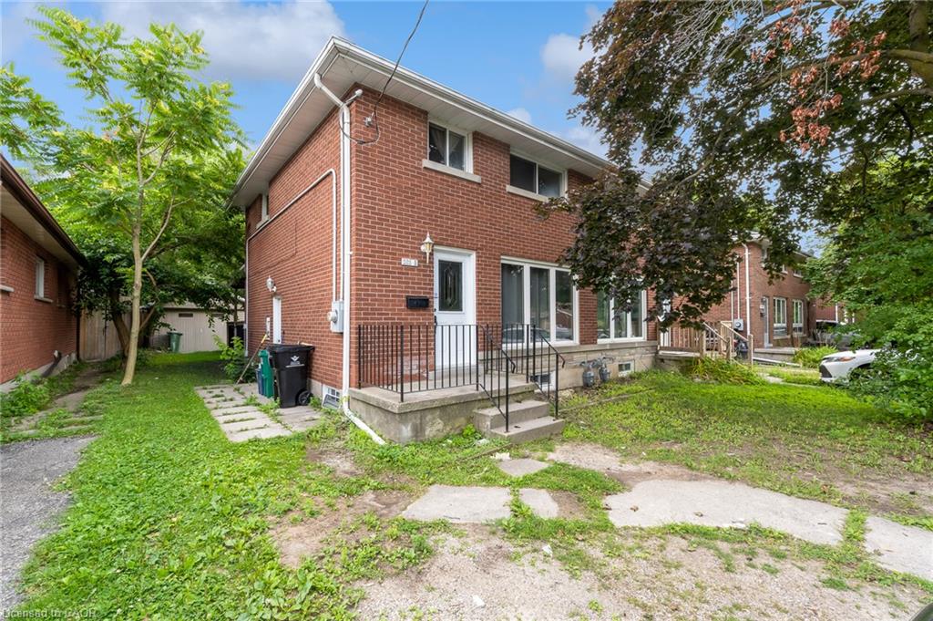 203b Erb Street Property Photo 1