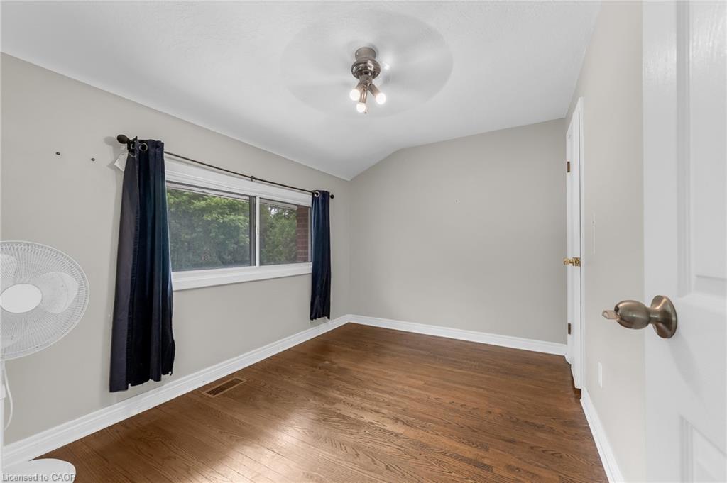 203b Erb Street Property Photo 15
