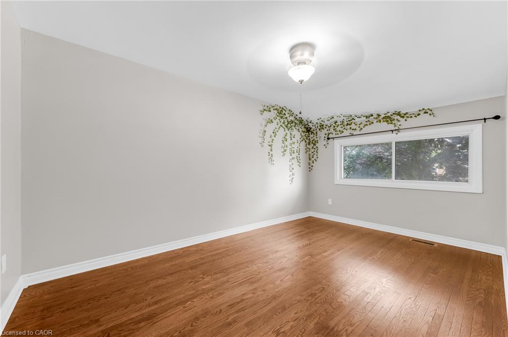 203b Erb Street Property Photo 17