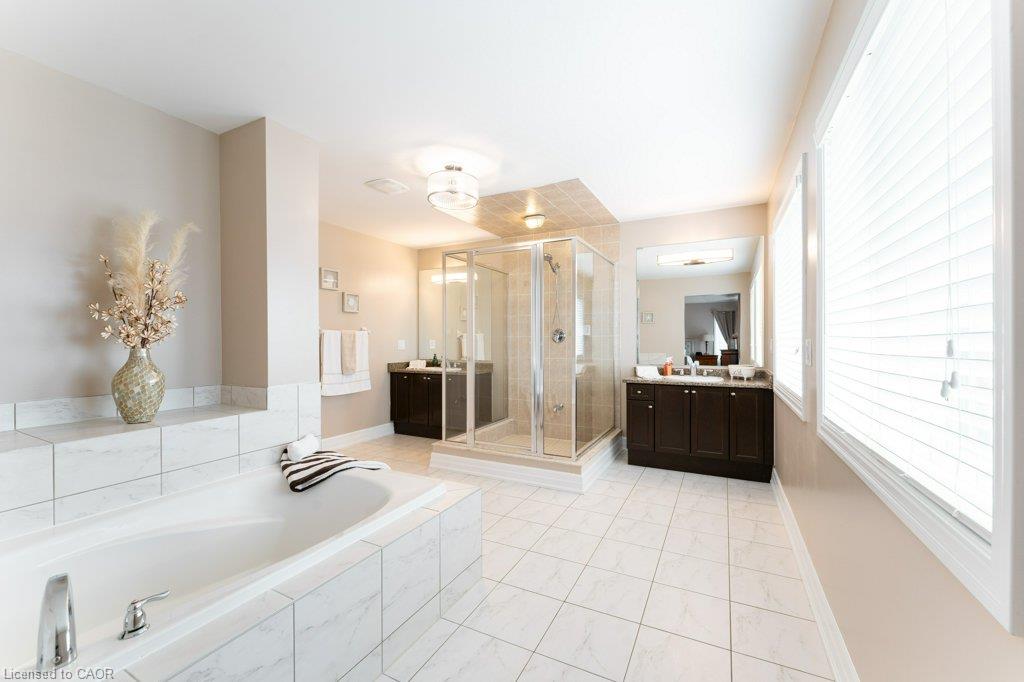 85 Aird Court Property Photo 20