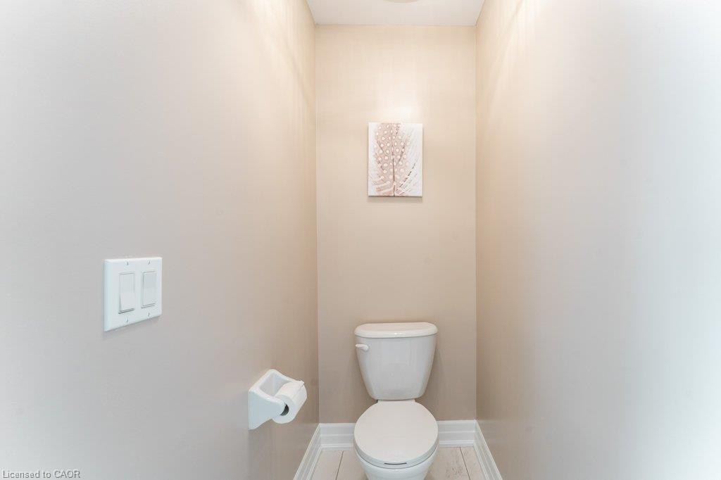 85 Aird Court Property Photo 23