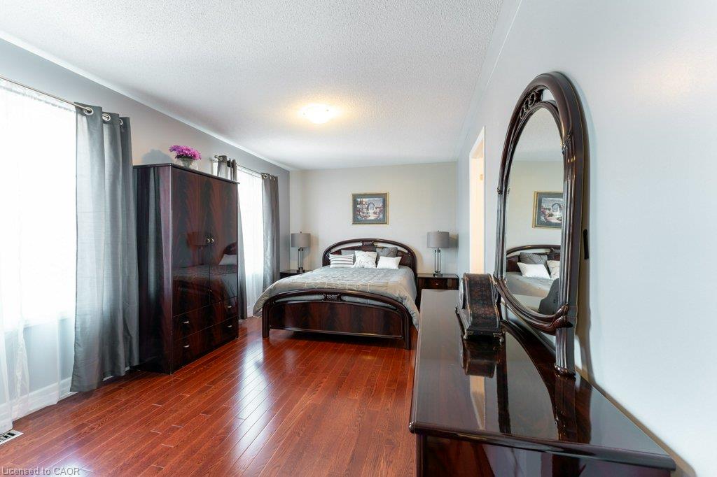 85 Aird Court Property Photo 28