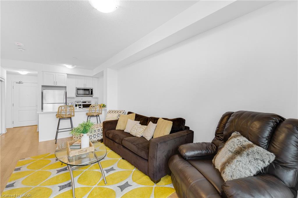 309-470 Dundas Street E Property Photo 12